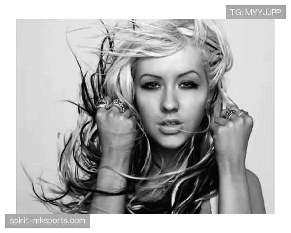 克里斯蒂娜·佩德森公开新恋情,搭档身份引发关注 克里斯蒂娜·佩德森公开新恋情,搭档身份引发关注