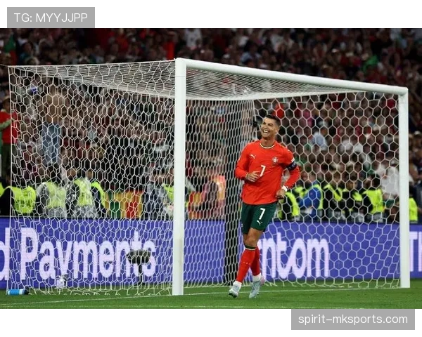 布莱顿迎战热刺，英超积分榜关键战一触即发