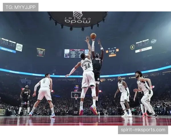 扬尼斯挡拆助攻效率明显提升，带动雄鹿攻防节奏加快