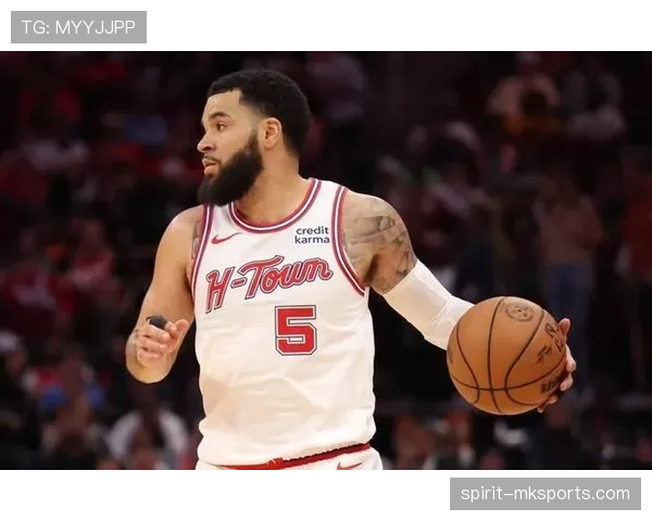 范弗利特利用挡拆创造机会拉开空间 提升关键时刻得分效率