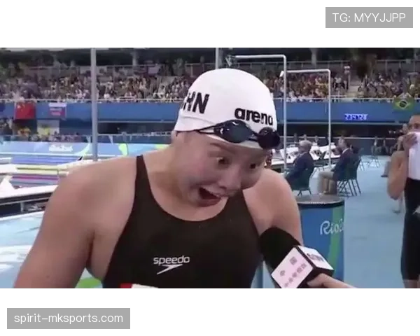 假设傅园慧去拍时尚大片：泳圈配钻表那反差我直接笑岔气